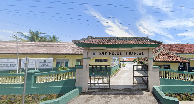 UPTD SEKOLAH MENENGAH PERTAMA NEGERI 4 BANJAR